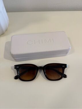 CHIMI 02 Core brown sunglasses